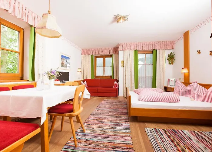 Schottenhof Farm stay *